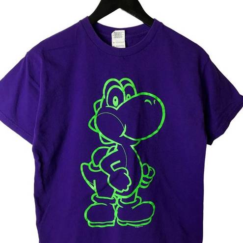 Nintendo 2014  Yoshi T Shirt Video Game Graphic Tee 100% Cotton Purple Medium M