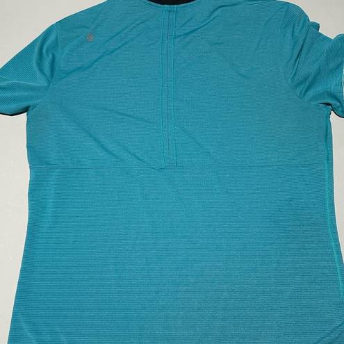 Lululemon Mens Vented Blue short sleeve t shirt size Medium M