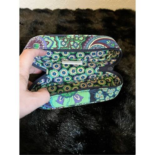 Vera Bradley  Sunglasses Case  Shell Green Blue Purple Paisley Floral