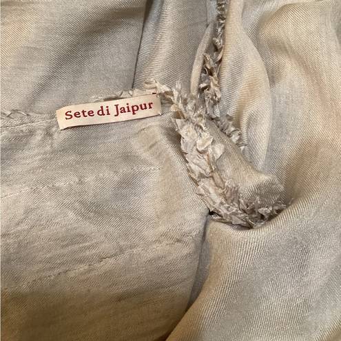 Sete di Jaipur Scarf Wrap in excellent condition approx measurements 32”x80”