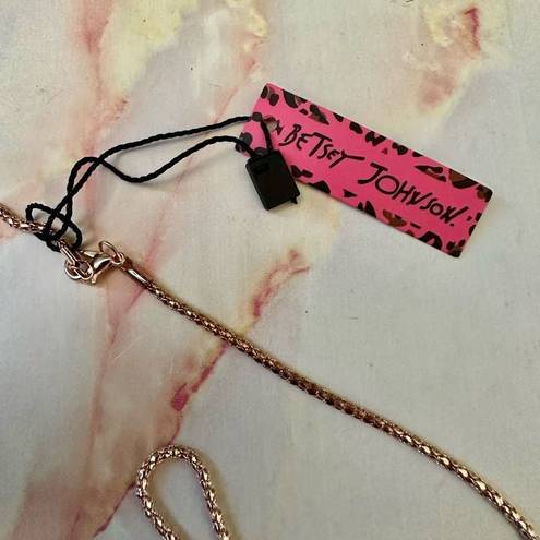 Betsey Johnson  swan pendant necklace