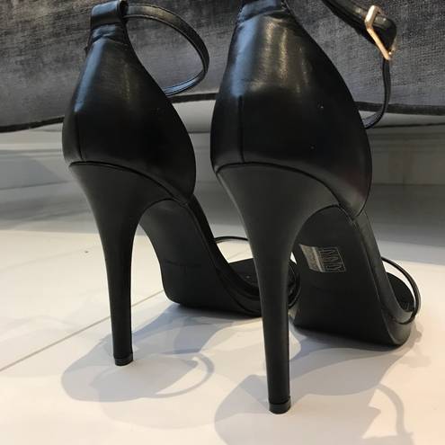 Boohoo BLACK LEATHER MINIMAL PLATFORM HEELS (US9)