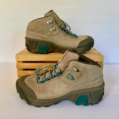 Patagonia Tan Brown/Blue Suede Leather P26  Hiking Boots