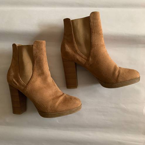 Wild Diva Lounge Cognac Brown Faux Suede High Heel Chelsea Boots Booties Sz 9