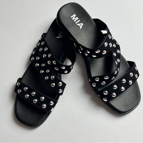 MIA  Women's Black Embellished Silver Studs  Kolete Sz 6.5