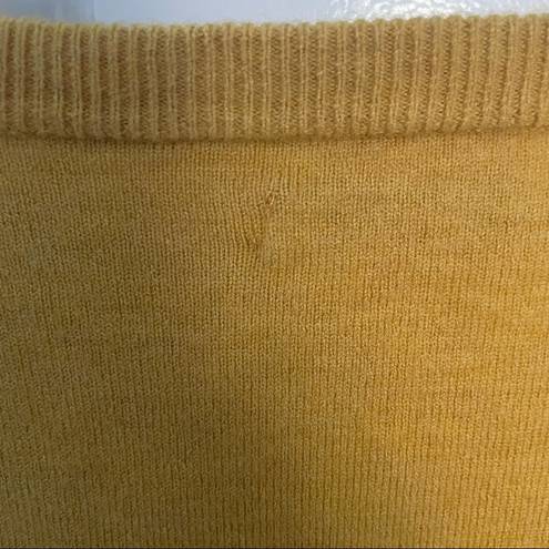 Harper  Lane Mustard Yellow/Goldenrod Sweater Sz M