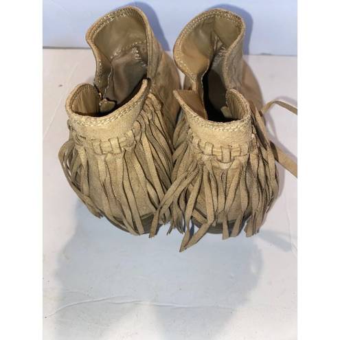 American Eagle  Fringe Ankle Booties Boots Zippered Shoes Size 8 or 40 Tassel