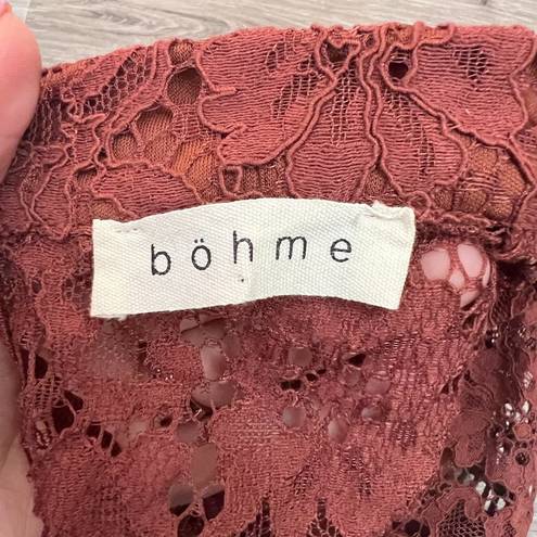 Bohme  High Neck Lace Short Sleeve Blouse Top with Keyhole Back V Front Detail