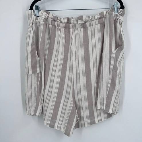 Torrid NWT  5 INCH Linen blend pull on STUDIO LUXE PONTE MID-RISE PAPERBAG WAIST