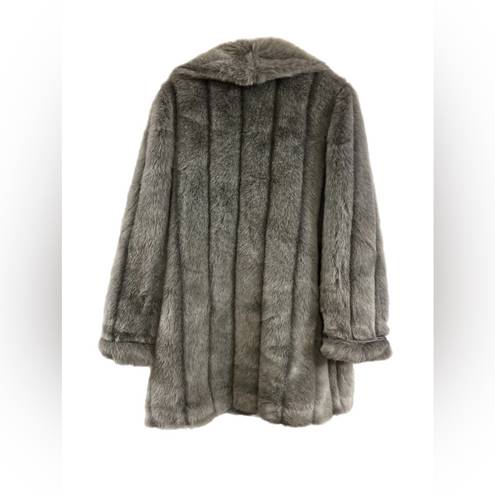 Dennis Basso gray faux fur coat Women’s M