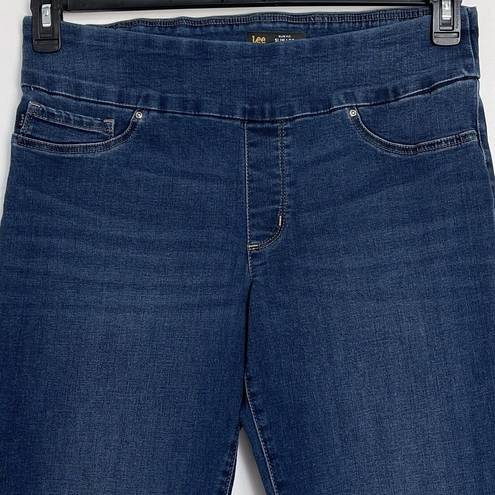 Lee  Large Pull-On Sculpting Jeans Slim Fit Slim Leg Stretch Mid-Rise Rear Pocket