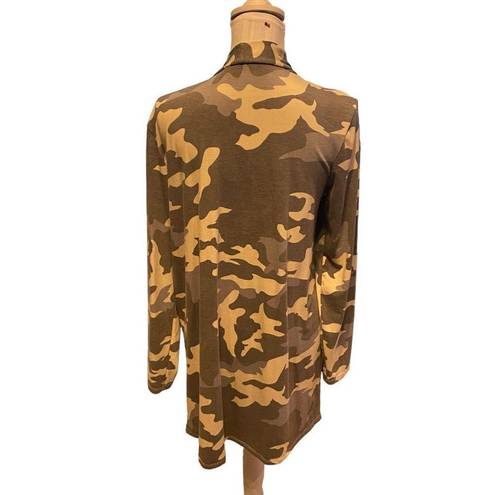 Zenana Outfitters Camo Cardigan Size 1X