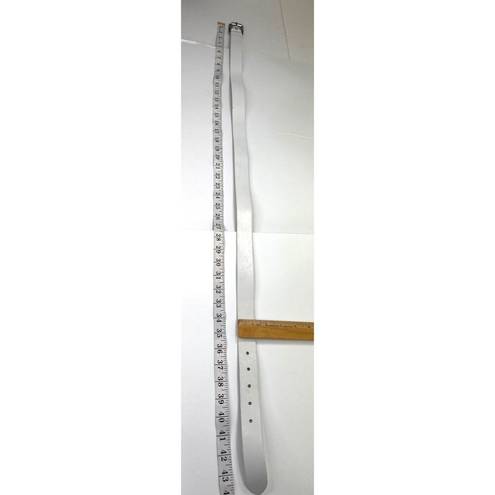 Gap  White Leather Large 44 Inches x 1 inch Belt A481 A481