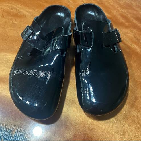 Birkenstock  Boston Clogs Black Patent Leather size 39