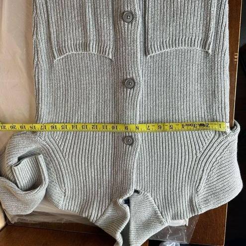 Tommy Hilfiger  Gray Heavy Cable Knit Cardigan Size Small