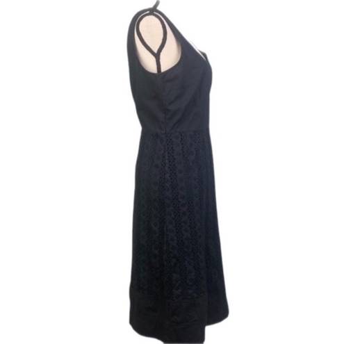 Oscar de la Renta OSCAR,  black cotton smooth and eyelet dress in size 12. EUC