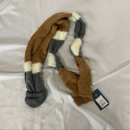 Universal Threads Nwt Universal Thread Oblong Scarf