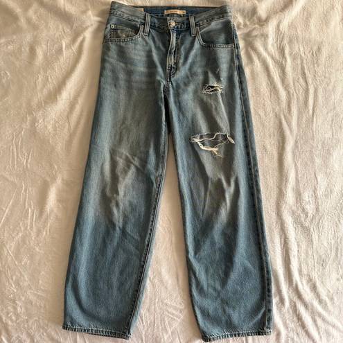 Levi’s Light Wash Distressed Baggy Dad Jeans