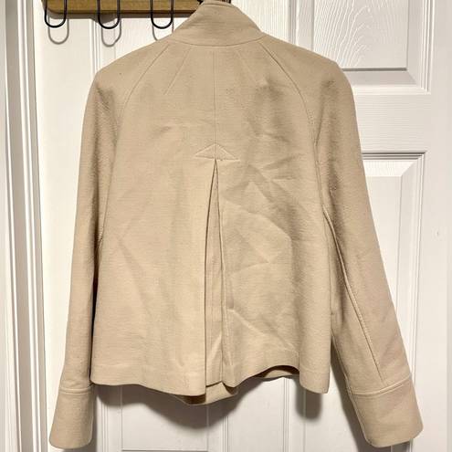 Banana Republic  Beige Wool Women’s Pea Coat Size Medium Top Tailored Buttons