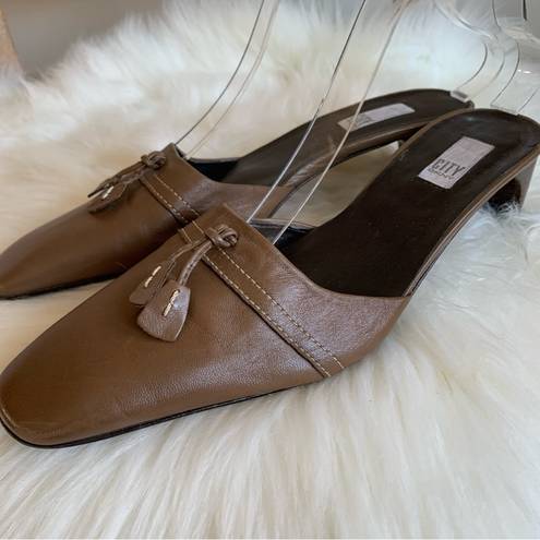 DKNY  City Woman’s Brown Leather Slip On Heel Mule Shoe Size 9