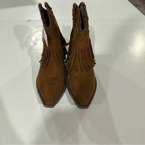 Dingo  Cassidy Rust Fringe Studded Western Boots Size 7.5