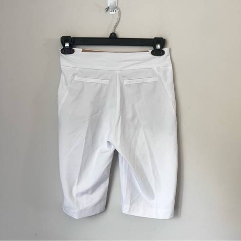 Bermuda Tail White Label Performance Golf  Shorts Size 2