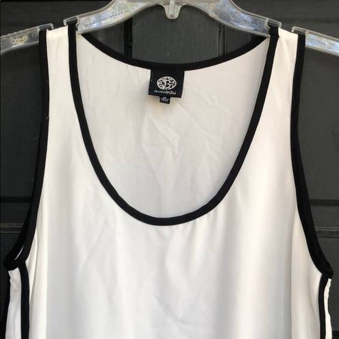 Bobeau  Tank White Black Trim