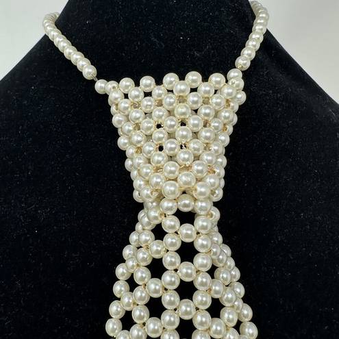 American Vintage Vintage Novelty Faux Pearl Tie Necklace *Small Neckline