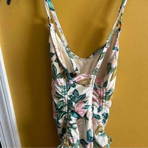 Beach Club Palisades  floral print side tie floral lined swimsuit size Medium