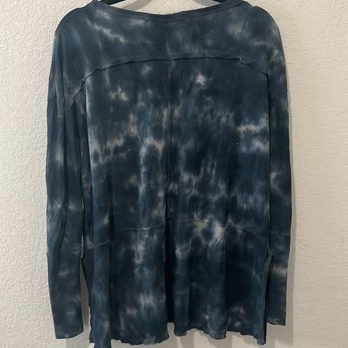 Vintage Havana  Navy Blue Tie Dye Thermal Long Sleeve Split Hem, Size M