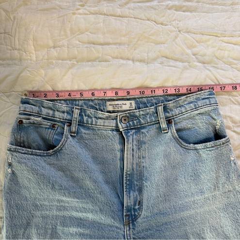 Abercrombie & Fitch Abercrombie Ultra High Rise 90s Straight Jeans