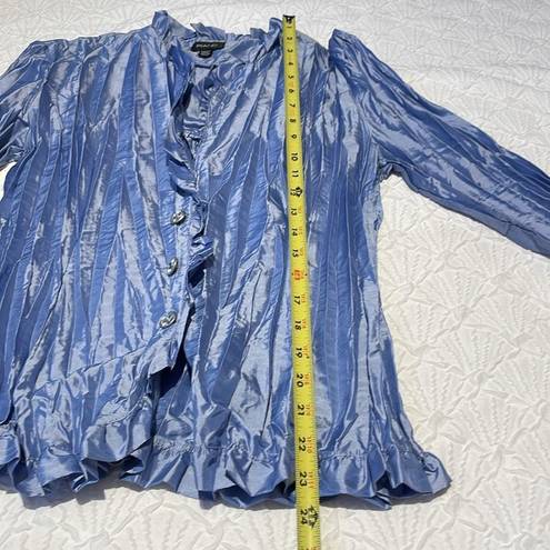 Buttons Periwinkle Blouse Glass look faceted , crinkle, taffeta look Small