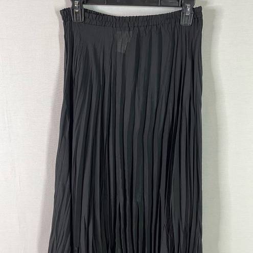 Moda  International Sheer Georgette Pleated Midi Skirt (Black) - Small