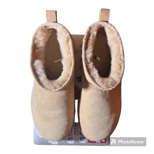 UGG Boots Mini