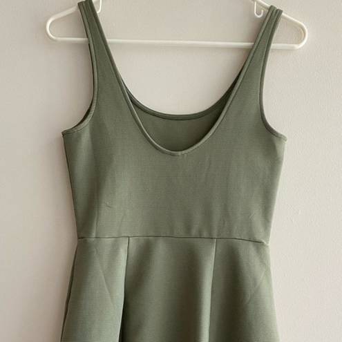 Divided H&M  Green Fit & Flare Dress, Women’s Size 6