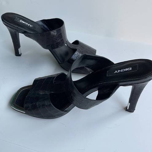 DKNY  Black Baz Dress Sandals