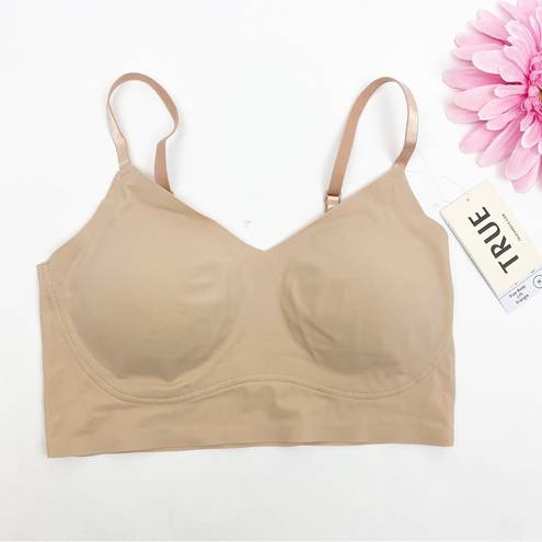 Krass&co True & . True Body Lift Triangle Adjustable Strap Bra: Desert Nude Tan