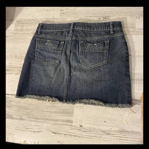 Apt. 9  Women's Denim Blue Jean Skirt Size 8 Distressed Ruff Hem