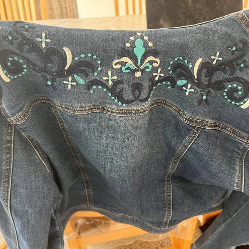 Romeo + Juliet Couture Blue Embroidered Denim Jacket 