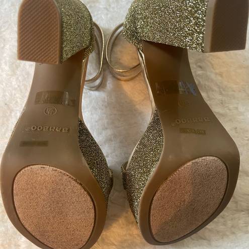 Bamboo Gold metallic glittery felt platform pump high heels with clear buckle straps