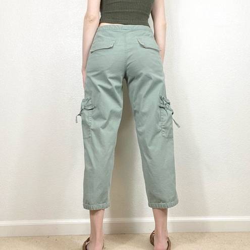 DKNY Vintage Y2K  Pure Sage Green Mid Rise Cargo Capri Pants Size 4