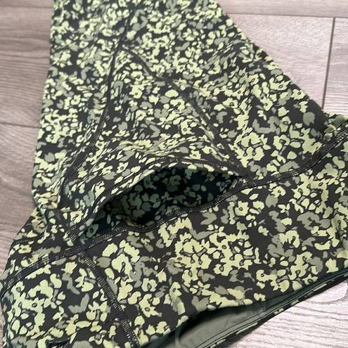 Sweaty Betty  Power Pocket Green Undercover Floral Print 7/8 Leggings Size Medium