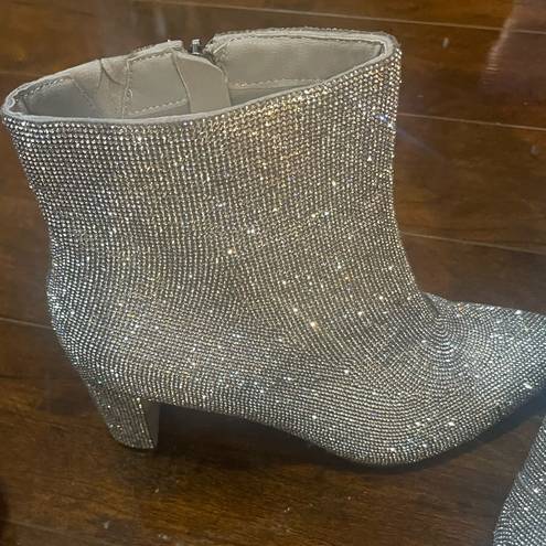 Lane Bryant  Dream Cloud Sparkle Bootie size 9.5 M