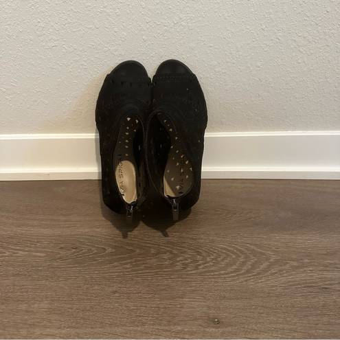 Via Spiga  V-Latanya Black Suede Wedge Sandals - 8.5