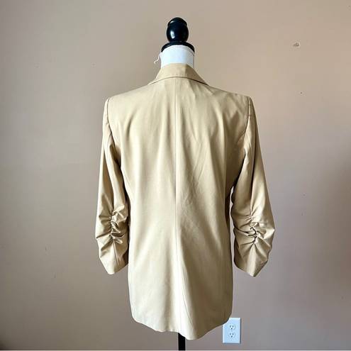 Elizabeth and James  | Tan Ruched Sleeve Long Length Blazer Sz 6