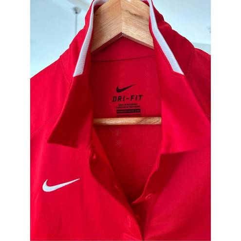 Nike  NWT Polo Pullover Size Medium