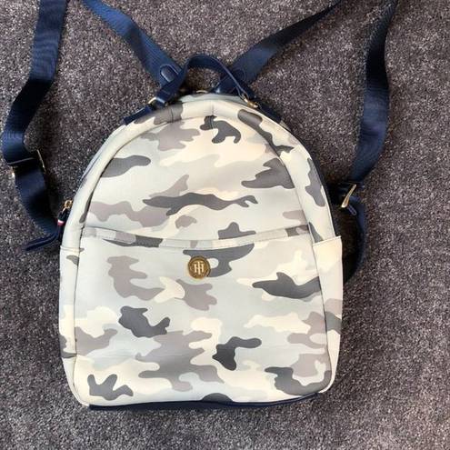 Tommy Hilfiger  Camo Backpack with Gold Logo Hardware Blue Straps Y2K Streetwear