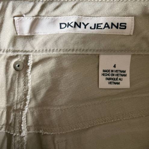 DKNY NEW  Womens Tan Stretch Capri Size 4