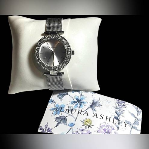 Laura Ashley NEW  WATCH Ladies Silver TBar Crystal Bezel Mesh Band Buckle Strap