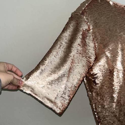 Parker Peyton and‎  medium rose gold sequined top